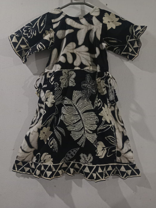 Girls Black & Cream Floral Printed Frock with Black Trouser & Purse