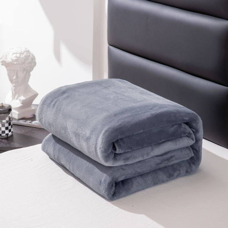 Ultra Soft Solid Coral Fleece Blanket – Cosy Warm Throw