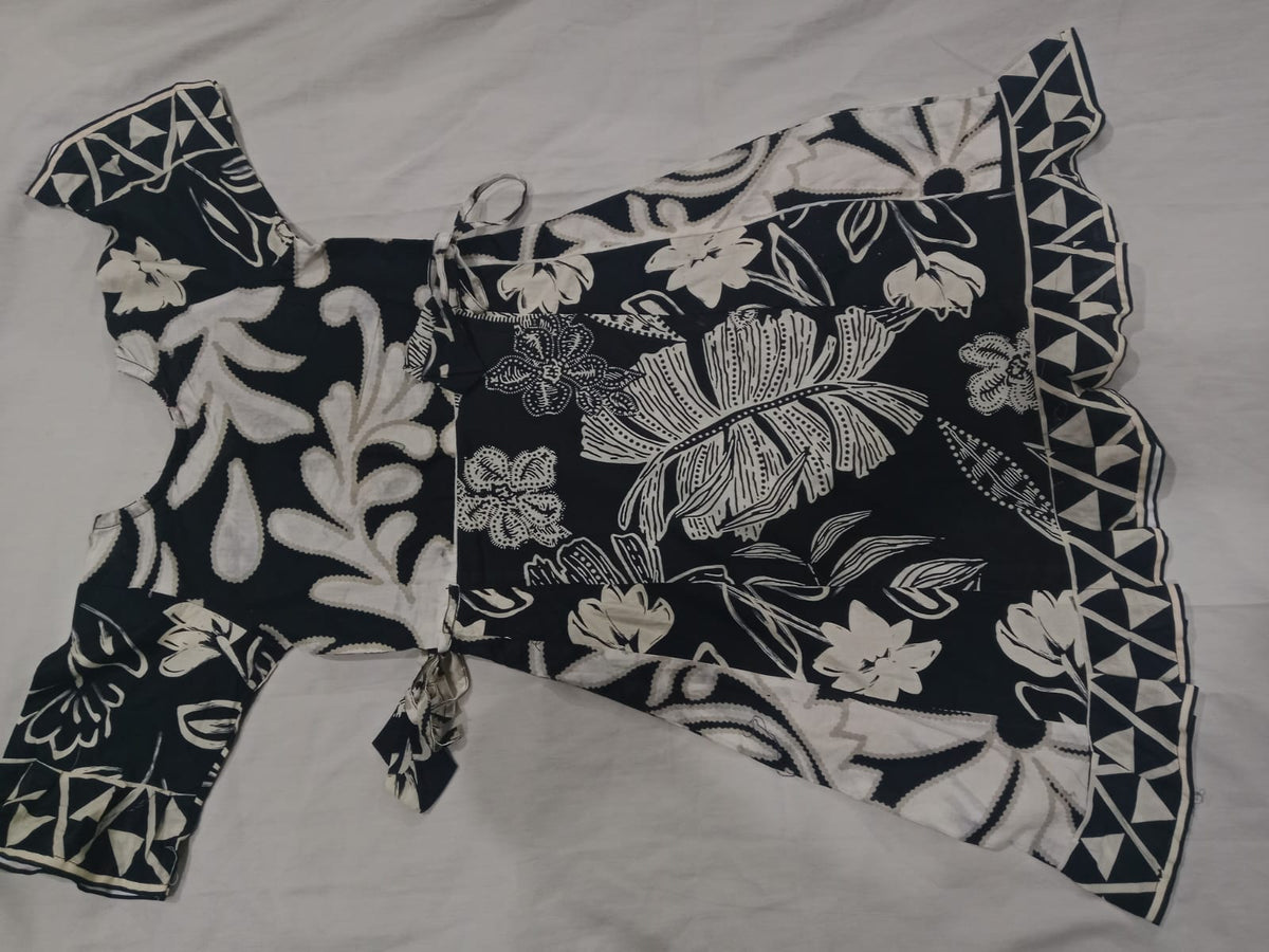 Girls Black & Cream Floral Printed Frock with Black Trouser & Purse