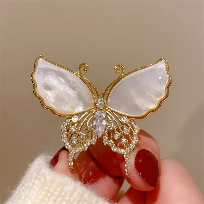 Elegant Emerald Crystal Butterfly Brooch - Premium Luxury Brooch Pin for Suits & Dresses