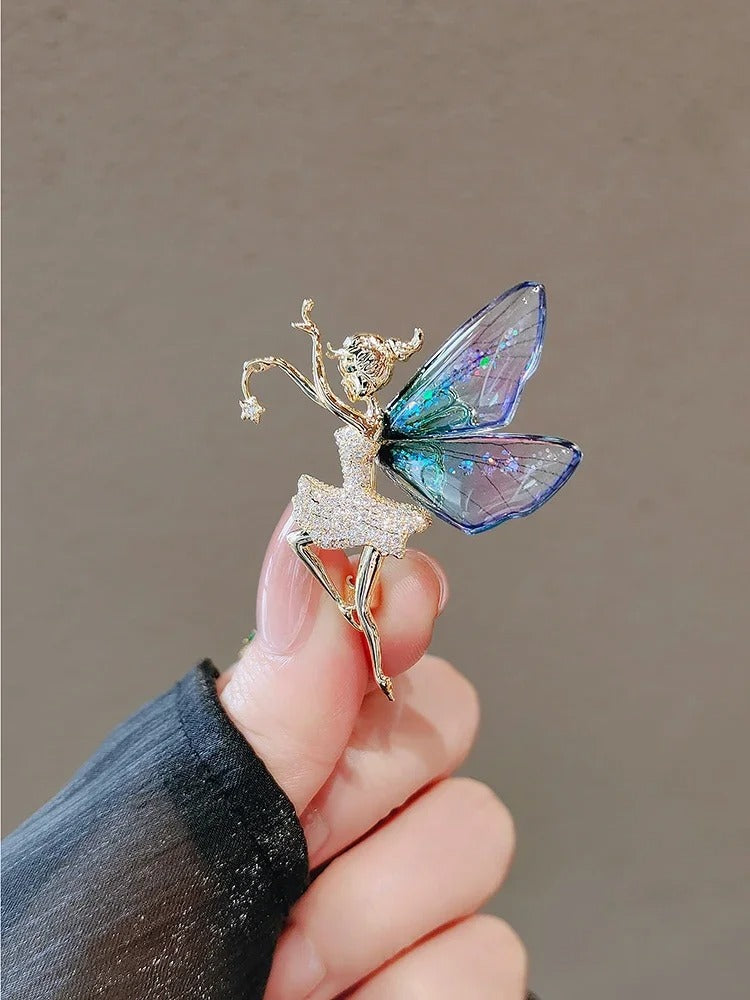 Elegant Emerald Crystal Butterfly Brooch - Premium Luxury Brooch Pin for Suits & Dresses