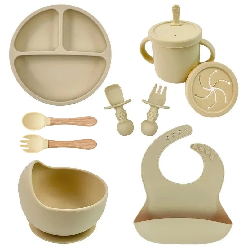 Premium 6-Piece Silicone Baby Feeding Set – Non-Slip Suction Bowl, Divided Plate, Straw Cup, Bib & Cutlery