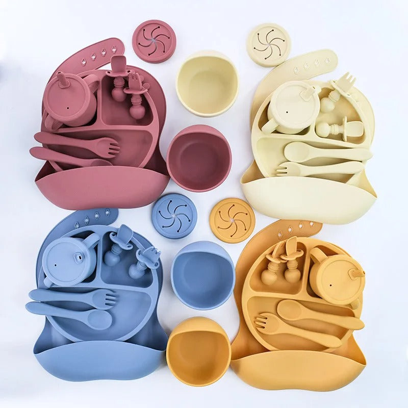 Premium 6-Piece Silicone Baby Feeding Set – Non-Slip Suction Bowl, Divided Plate, Straw Cup, Bib & Cutlery