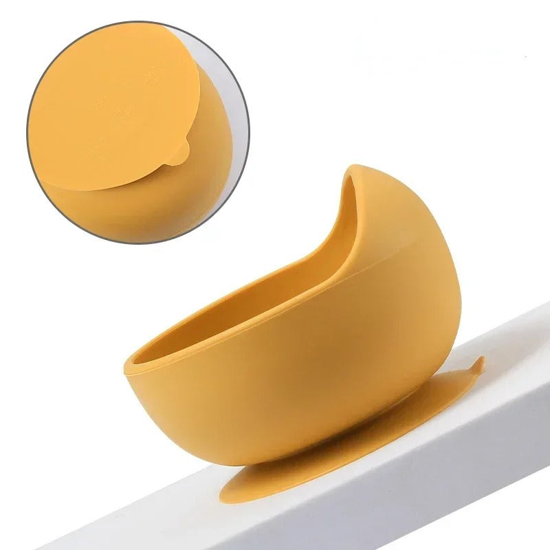 Premium 6-Piece Silicone Baby Feeding Set – Non-Slip Suction Bowl, Divided Plate, Straw Cup, Bib & Cutlery