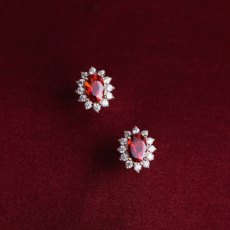 Vintage Oval Red Gemstone Ring – 925 Sterling Silver with 18K Gold Plating